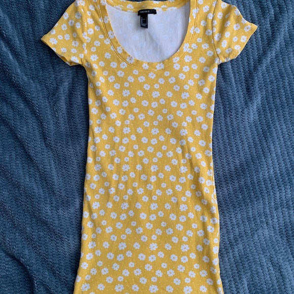 Yellow Flower Bodycon Dress - Picture 2 of 3